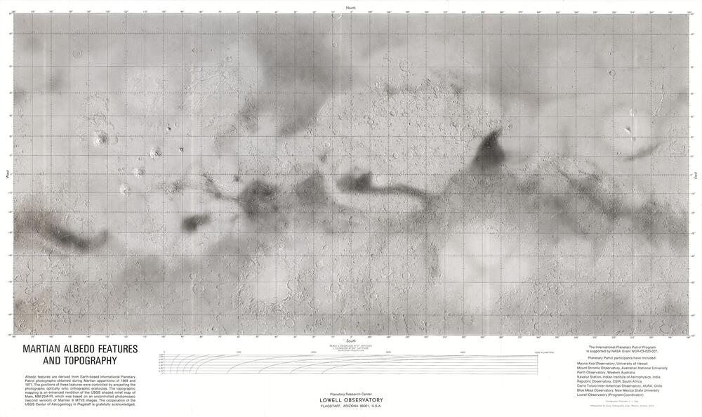 Martian Albedo Features and Topography (equatorial)