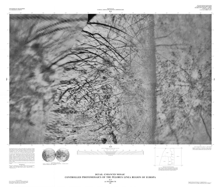 Controlled Photomosaics of the Pelorus Linea Region of Europa